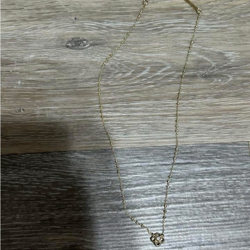 Elegant Gold Heart Pendant Necklace